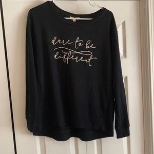 Soft knit long sleeved crew neck. Jane & Delancey